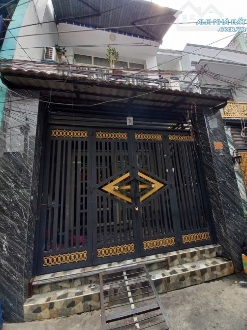 Bán nhà 2 tầng hẻm 538 Đoàn Văn Bơ, lộc nở hậu, KQH, giá 5.5 tỷ - 8