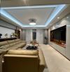 Nhà đẹp ở ngay Hoàng Hoa Thám Ba Đình. Sổ 35m, 7 tầng MT10m Giá 10 tỷ
