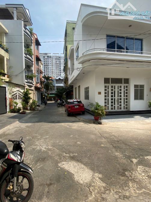 CĂN GÓC  2 Mặt Tiền  kinh doanh đường bàu cát 1, p14, tân bình. 6x13m