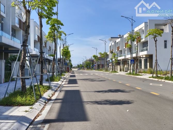 BGI Huế đường 19.5m_ nhà 3 tầng 7*17m giá 5.8ty