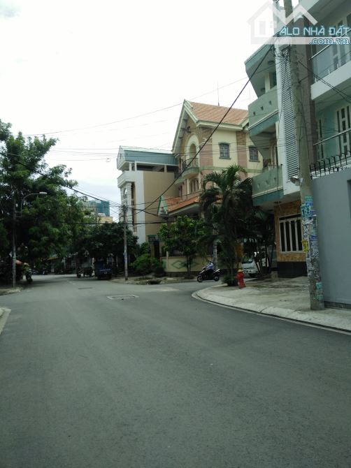 Bán đất mặt tiền đường số 24 Bình Phú, ngang 4 dài 24m, duy nhất 11 tỷ 9, Q.6