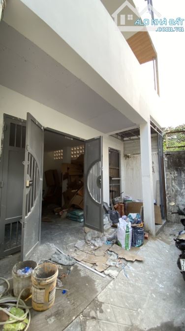 CHDV 4 tầng. 5.7x15- 10p cho thuê 60tr. Ngay phạm văn đồng 9 tỷ