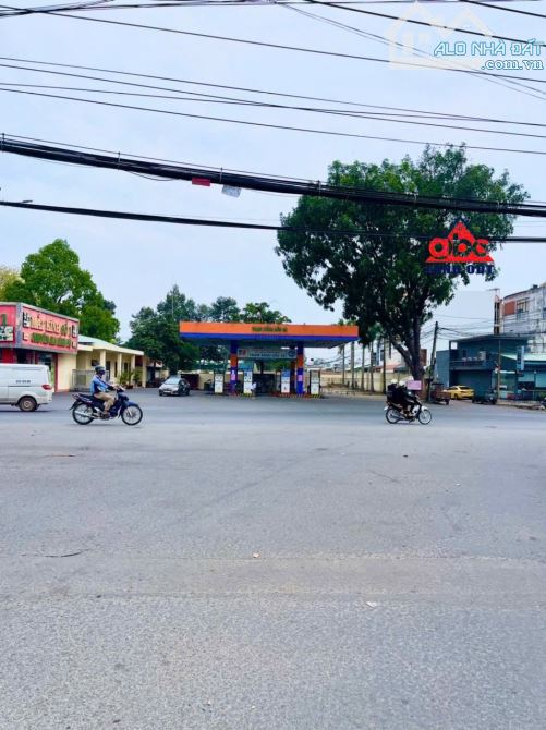 NP580 Bán nhà p tân phong gần đường nguyễn văn tiên , gần ngã ba chợ bà thức , cây xăng 26