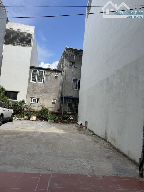 Bán đất ngõ 187 Đằng Hải 63m cách Trần Hoàn 30m ( vị trí cực đẹp nét )