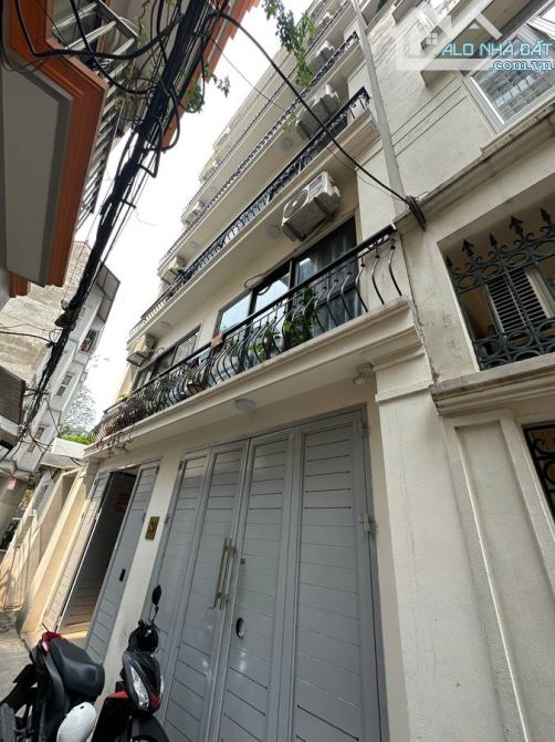 Bán căn dòng tiền lạc long quân 70m2 cách phố một nhà giá 22tỷ5