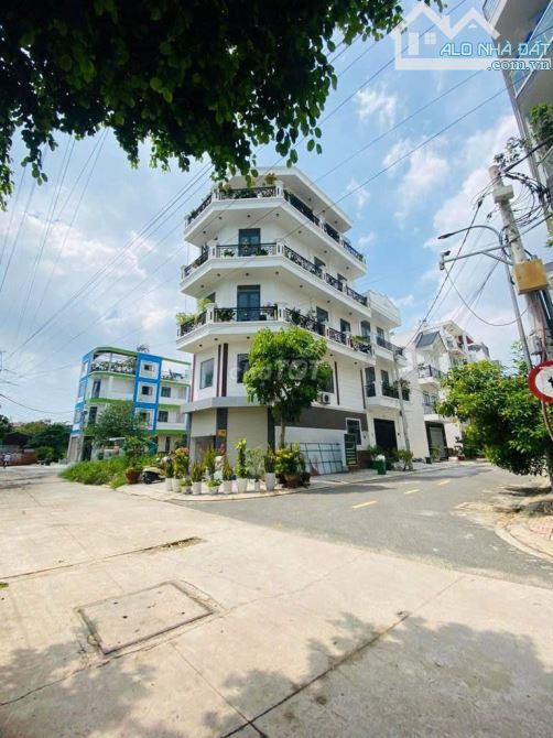 Lô đất hẻm 10m đường Nguyễn Văn Quá, gần Kênh Tham Lương , 4,7x11m, giá 4,3 tỷ