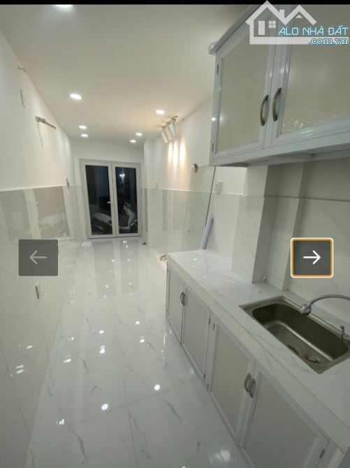 Nhà Quận 7 dưới 2 tỷ - HẺM ÔTÔ - 2TẦNG -2PN- 2TỶ1