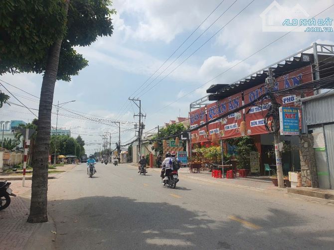 E cần chuyển nhượng lại khu đất như hình quý khách hàng có nhu cầu liên hệ e thành