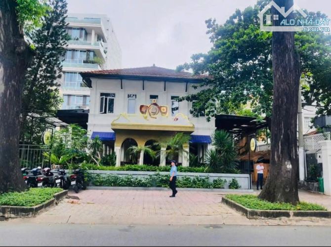VIP- BIỆT THỰ MẶT TIỀN TRẦN QUỐC THẢO - 21M X 35M- 2 TẦNG- P. VÕ THỊ SÁU, QUẬN 3