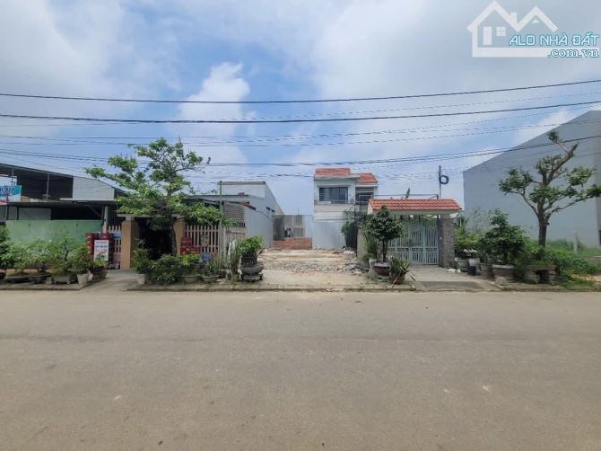 Đất Mặt Tiền Nguyễn Viết Song Cạnh EcoGarden