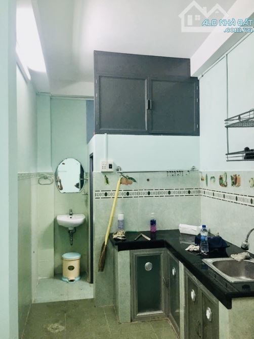 CHỈ 2.65 TỶ – NHÀ 2 TẦNG BTCT CMT8, P5 TÂN BÌNH – NỞ HẬU NHẸ – SỔ CHUẨN, KLG – KQH