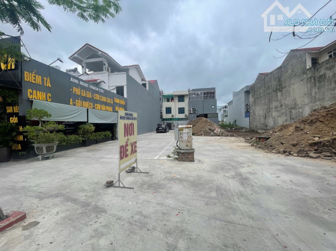 2 Lô đất Mặt đường - Phạm Văn Đồng siêu đẹp