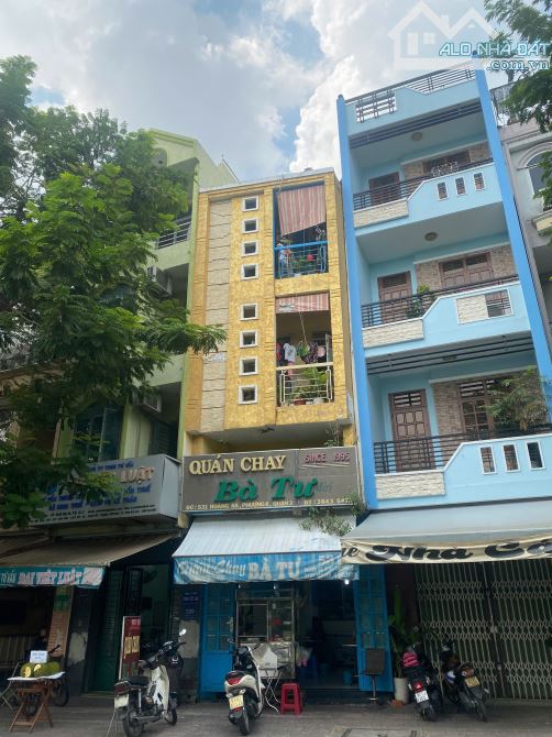 Bán Nhà 2 Mặt Tiền Hoàng Sa P.8 Q.3 ( 4 x 13m - 4 Tầng ) Hẻm Sau 6m Giá chỉ 16.Tỷ