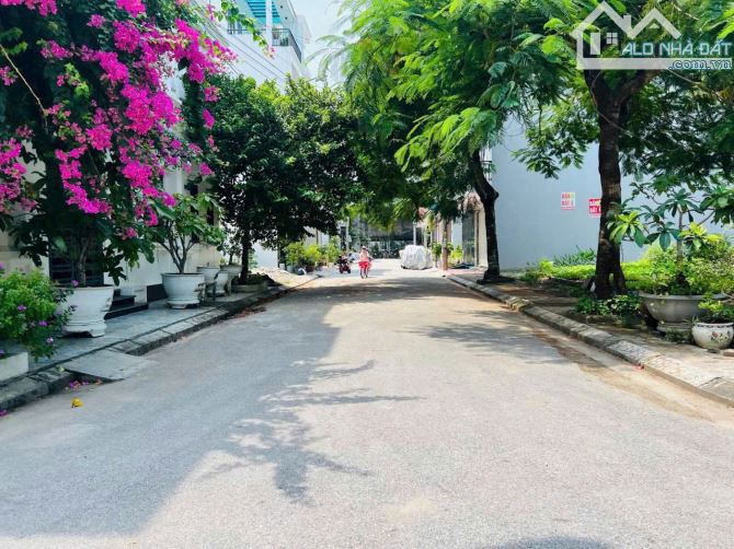 Siêu rẻ lô đất khu phân lô Hồ Đá - Sở Dầu - Hồng Bàng - 72m2 giá chỉ 3,888 tỷ