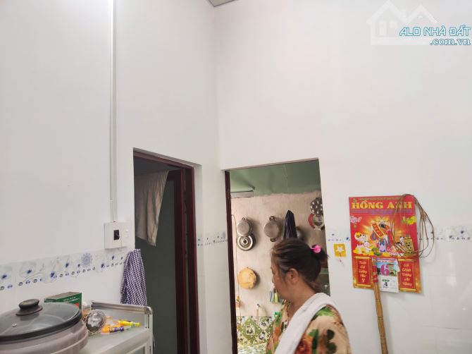 Nhà cấp 4 (5x15) 75m2, Đường Song Hành Tân Hiệp, Sổ riêng, Xây kiên cố, Hoàn công đủ,tỷ630