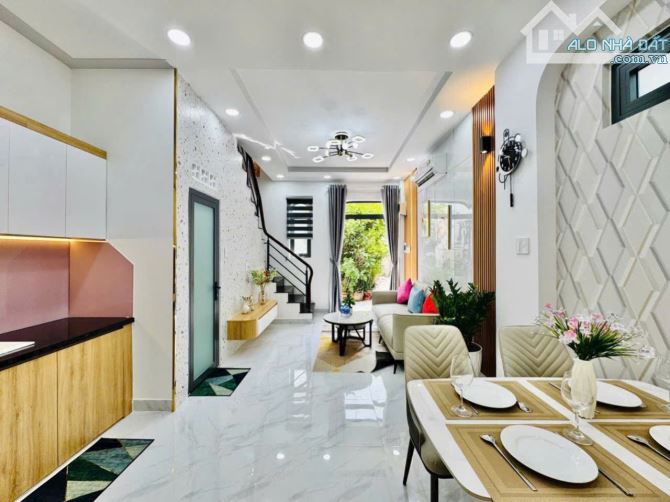 XUÂN PHƯƠNG CHỦ BÁN GÂP-48M NHÀ DÂN XÂY -10M RA Ô TÔ TRÁNH-SÁT CHỢ CANH- CHỈ 6.X TỶ