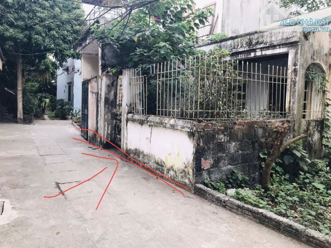 Đông Mỹ, Thanh Trì. DT: 64m, MT: 4.8m, giá 5.5 tỷ, ngõ ô ô tô vào đất, gần TĐC Đông Mỹ