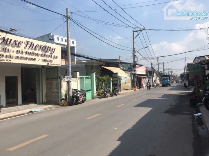 Đất 2 mặt tiền trước, sau Trịnh Thị Miếng. Vị trí KD đỉnh ngay Chợ Bắp. SHR fu