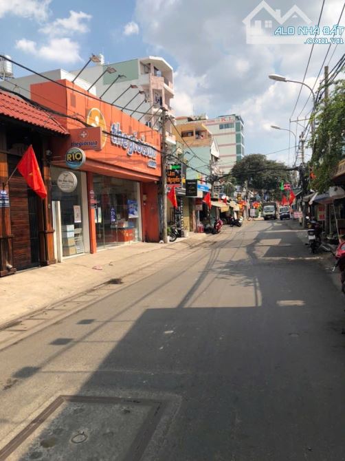 Bán Nhà 3Lầu . Mặt  Tiền Thống Nhất . Gò Vấp . 4 x 18 . Nhỉnh hơn 11 Tỷ