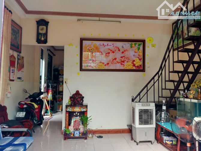 BÁN ĐẤT TẶNG NHÀ 1 TRỆT 1 LẦU MẶT TIỀN RỘNG 6M ĐƯỜNG SỐ 5 P. LINH CHIỂU THỦ ĐỨC