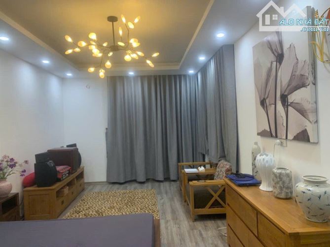 LÊ THANH NGHỊ - 39m2/4 TẦNG - NHỈNH 8 TỶ (CÓ TL) - TRUNG TÂM QUẬN HAI BÀ TRƯNG.
