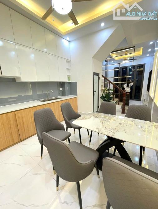 CÒN 1 CĂN DUY NHẤT !!! BÁN NHÀ ĐÀO TẤN 32M2 - 4 TẦNG - 3.2M MẶT TIỀN - 6.9 TỶ - NGÕ THÔNG