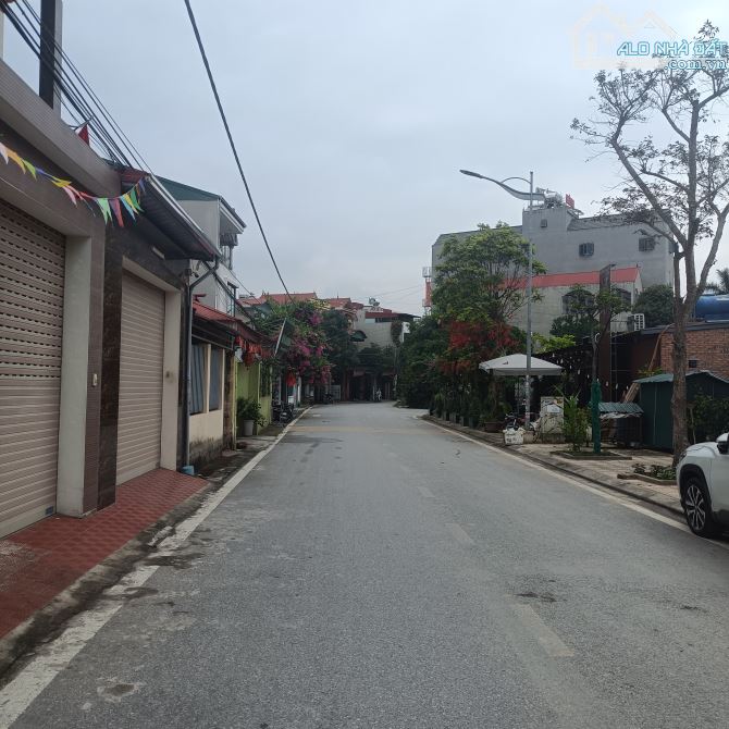 BÁN LÔ GÓC 60M2, TRUNG TÂM THỊ XÃ THUẬN THÀNH, ĐƯỜNG ÂU CƠ, MT 4.65M, NỞ HẬU, GIÁ 2.45 TỶ