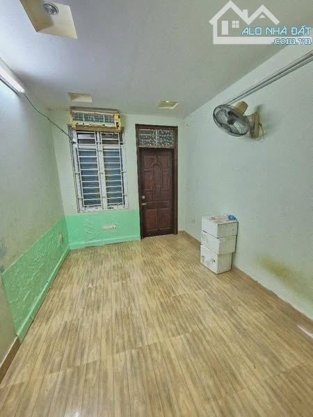 BÁN NHÀ, phân lô bàn cờ, oto chạy vòng quanh, sát phố Tam Trinh, 35m2, 8.5 tỷ
