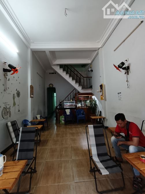 Bán nhà mặt tiền đường vip view biển Quy Nhơn chỉ hiện 100 triệu m2