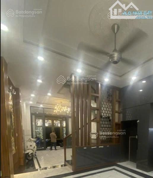 🏡 Bán nhà Cao Thắng, Q.10, hẻm 2 mặt thông, 9.x tỷ!