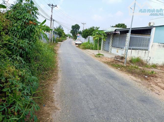 ✅ Bán lô đất thổ cư mặt tiền đường Bùi Tấn, xã Nhơn Thạnh Trung, TP Tân An _ DT: 5 x 21.5
