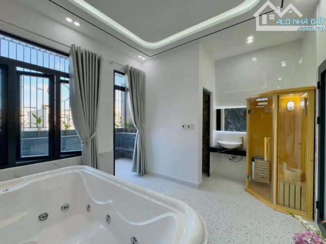 SIÊU PHẨM 3 TẦNG SÁT BIỂN - THIẾT KẾ HIỆN ĐẠI - FULL NỘI THẬT XỊN - TT HÒA MINH, ĐÀ NẴNG - 10