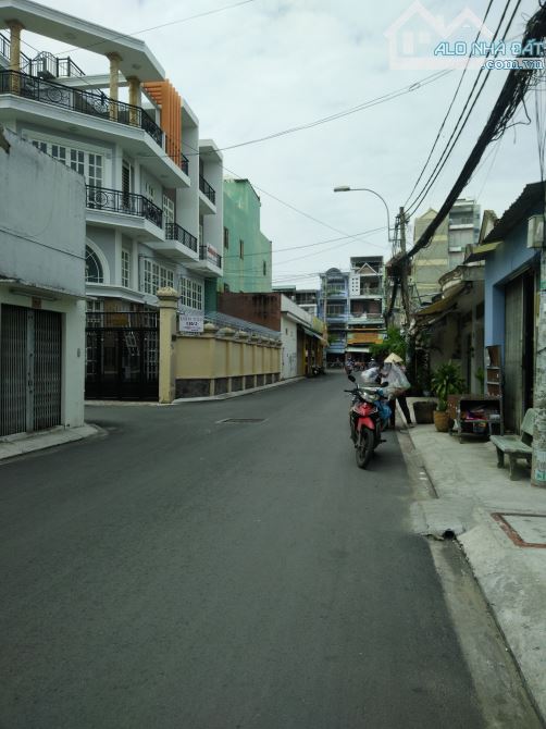 Bán đất mặt tiền đường số 24 Bình Phú, ngang 4 dài 24m, duy nhất 11 tỷ 9, Q.6 - 1