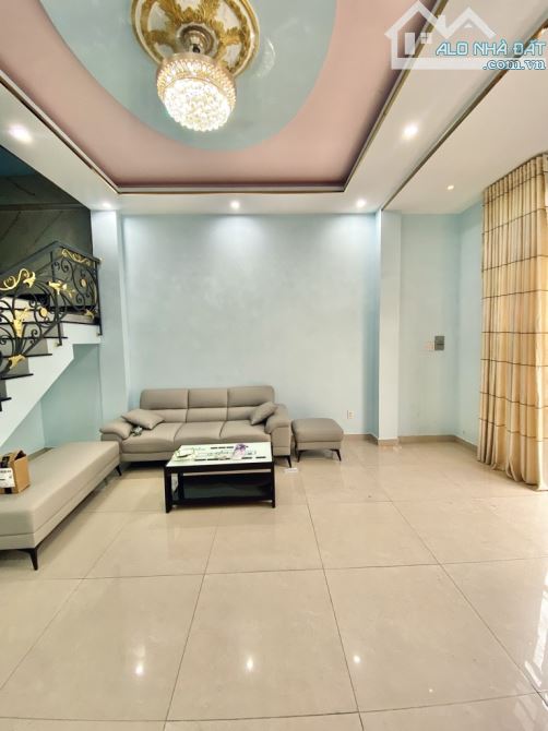 SIÊU PHẨM MẶT TIỀN CỐNG LỞ ,P15 ,TÂN BÌNH .85M NGANG GẦN 5M ,GẦN SÂN BAY ,NHỈNH 6 TỶ - 2