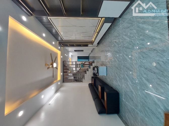 Bán nhà Đông Mỹ, Thanh Trì 60m2 x 4 tầng, ô tô đỗ cửa, giá 5,7 tỷ - 1