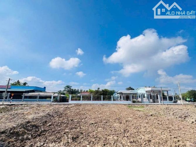 Hàng Hiếm, 160m2 đất ở đô thị Tân Trụ cực đẹp, chỉ 790tr - 1
