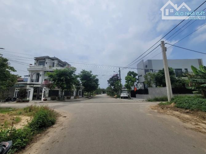 Đất Mặt Tiền Nguyễn Viết Song Cạnh EcoGarden - 1