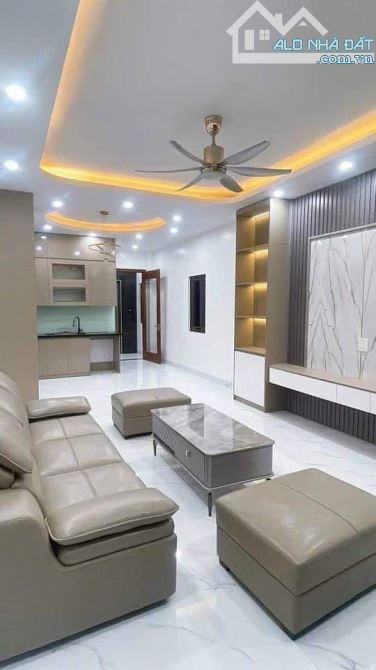 Nhà đẹp mới dân xây 7 tầng, 50m, mặt tiền mênh mông, thang máy, gần chợ Hà Đông - 1