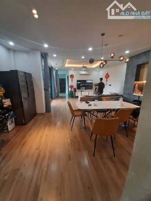 Bán nhà mặt phố Hàng Gai, quận Hoàn Kiếm, 220m2 x 8 tầng, mặt tiền rộng, 280 tỷ!!! - 1