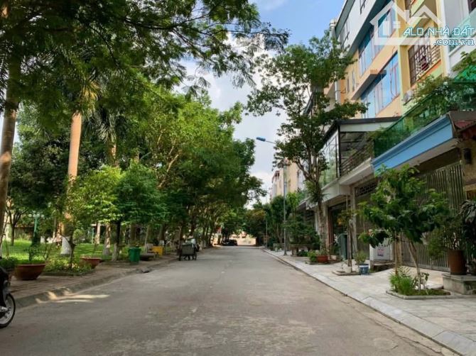 Pán lô đất nhìn giữa vườn hoa, khu đô thị An Huy, tp BN. Giá 9,x tỷ ♦️DT 97m2 - 1