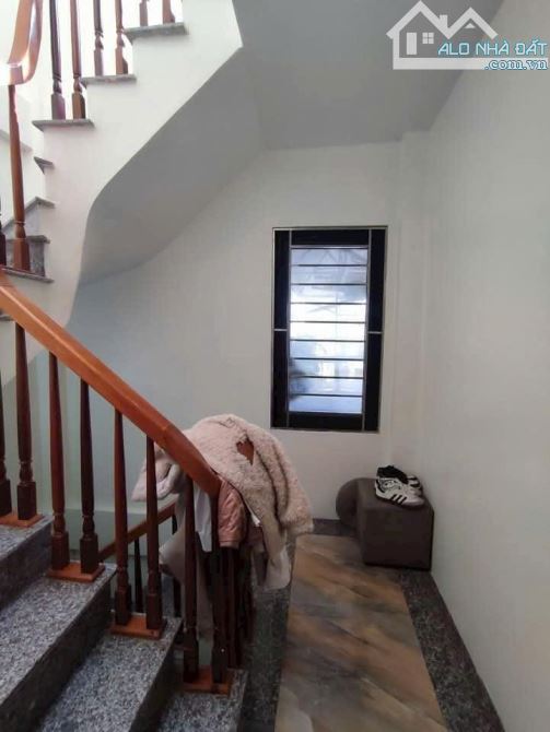 BÁN NHÀ LÔ GÓC NGỌC THỤY LONG BIÊN 5 TỶ, 35m,MT 4m, Ô TÔ, KINH DOANH, GẦN KHAI SƠN - 1