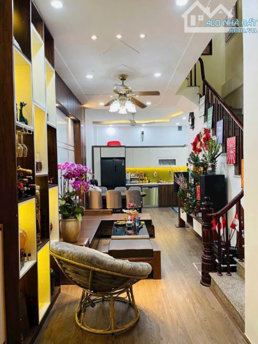 BÁN NHÀ SIÊU VIP 6.9 VÂN CANH – 40m2, 4 TẦNG, THIẾT KẾ ĐẸP, GIÁ TỐT - 1