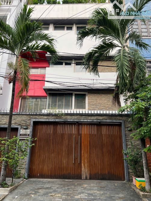 Bán Biệt Thự Khu Compound Cộng Hòa Q.TB 8x20m CN 160m2. Hầm 3 Lầu Thiết Kế Hiện Đại 45ty - 1