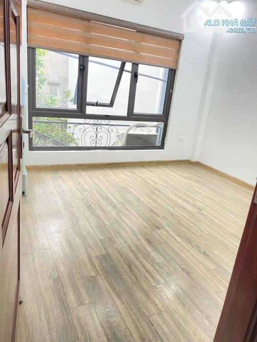 XUÂN PHƯƠNG 2 THOÁNG TRƯỚC SAU-Ô TÔ ĐỖ CỬA-THÔNG 2 NGÕ-SÁT TRỊNH VĂN BÔ-40M NHỈNH 6 TỶ - 1