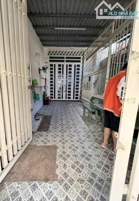 NHÀ 1/ THỚI AN 22, Q12. 3 TẦNG, HẺM XE TẢI. GIÁ 6TY.  VỪA Ở VỪA CHO THUÊ, THU NHẬP 20TR/TH - 1
