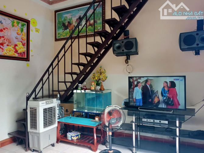 BÁN ĐẤT TẶNG NHÀ 1 TRỆT 1 LẦU MẶT TIỀN RỘNG 6M ĐƯỜNG SỐ 5 P. LINH CHIỂU THỦ ĐỨC - 1