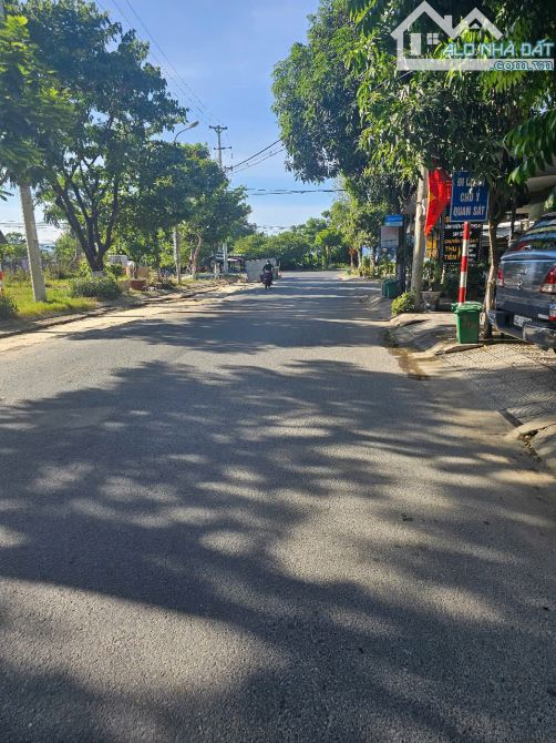 DUY NHẤT, LÔ ĐẤT SẠCH ĐẸP – MT VĂN TIẾN DŨNG- TT QUẬN CẨM LỆ- DT 110M2-GIÁ NHỈNH 7 TỶ - 1