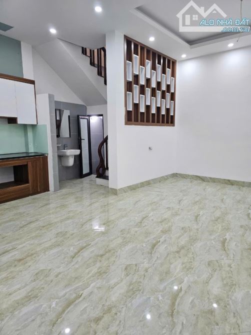 Bán nhà Lạc Thị Ngọc Hồi 40m 4 tầng 4 ngủ gần ô tô tránh tiện ích sẵn có 5.3 tỷ - 1