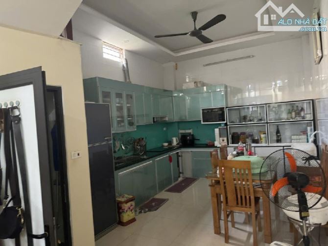 NHÀ VĂN PHÚ 58M2 GIÁ 8.5TỶ NHÀ LÔ GÓC ĐẸP ĐỦ CÔNG NĂNG GẦN CHỢ - 1