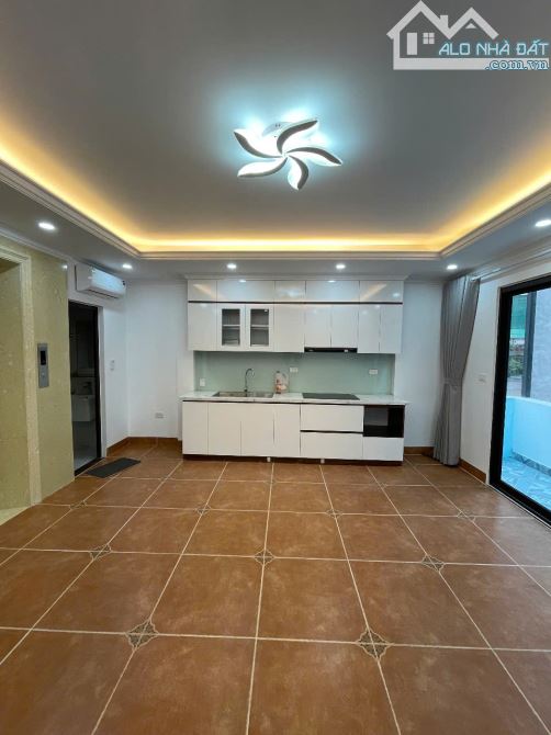 NHÀ MỚI ĐẸP, MẶT TIỀN RỘNG, THANG MÁY, NỘI THẤT XỊN, FULL TIỆN ÍCH, GẦN OTO - Ở SƯỚNG - 1